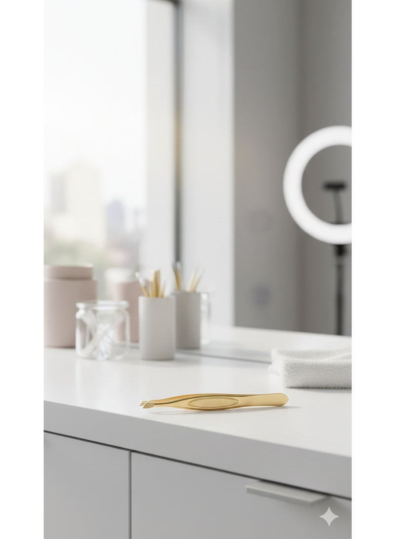 Professional Gold Tweezers with Precision Slanted Tip – High Accuracy Eyebrow Tweezers for Hair Removal from Root – Gold Plated Stainless Steel Beauty Tweezers – Non Slip Grip – Perfect Tip Alignment – Premium Personal Care Grooming Tool for Eyebrows, Face and Fine Hair - Image 3